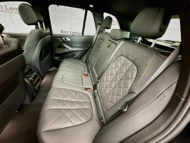 Used 2025 BMW X5 M60i AWD/4WD image 26