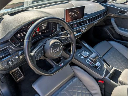 Used 2018 Audi S4 Prestige w/ Prestige Package image 17