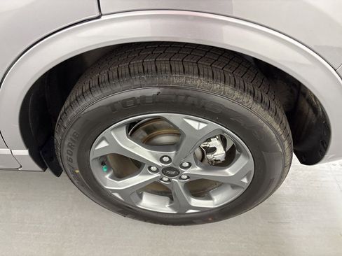 Used 2024 Ford Escape ST-Line image 11