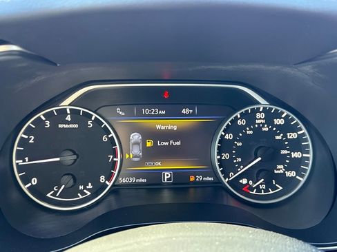 Used 2017 Nissan Maxima Platinum image 37