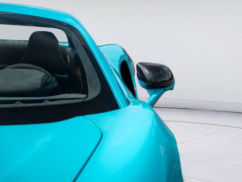 New 2025 McLaren Artura RWD image 17