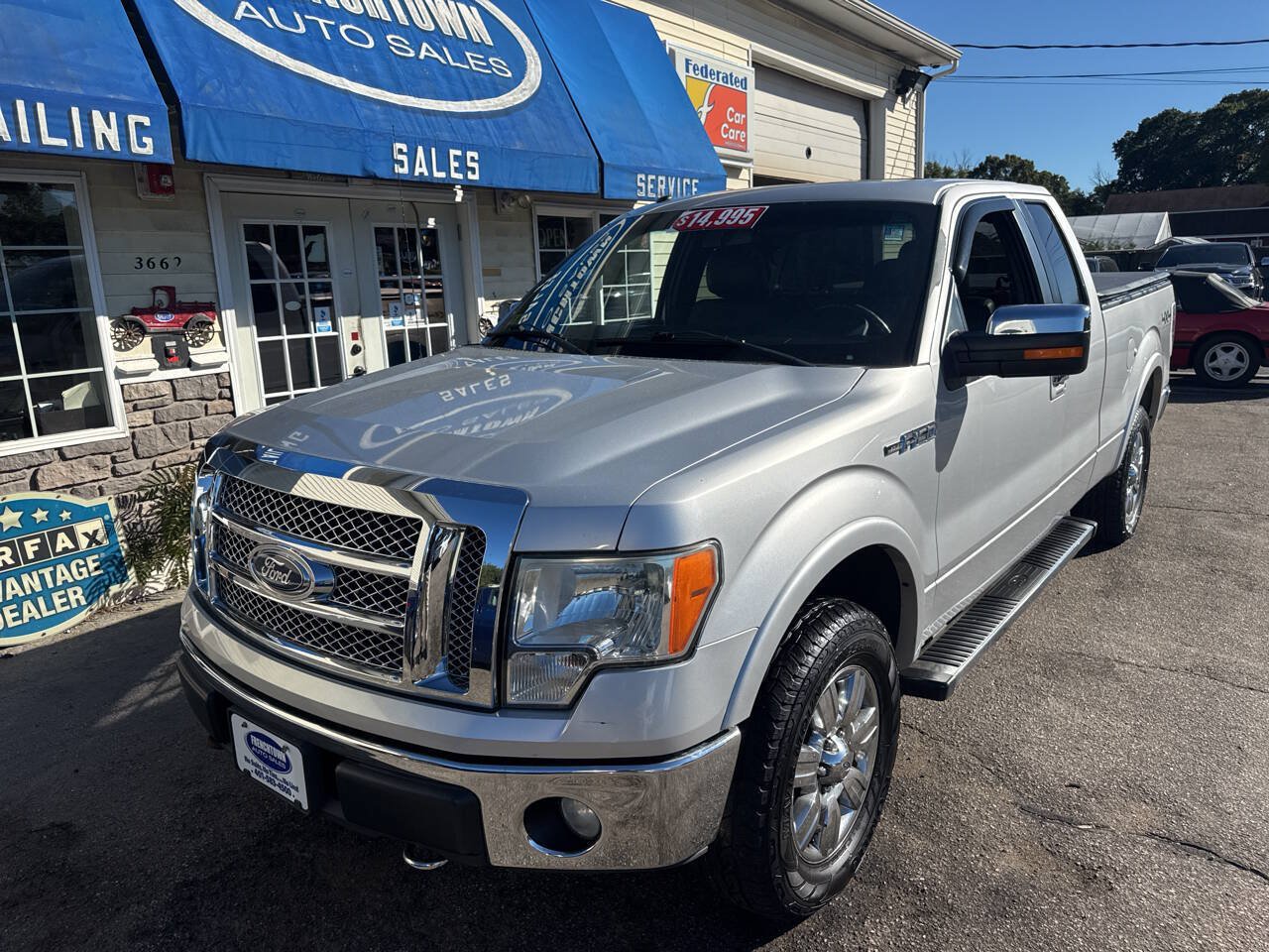 Used 2011 Ford F150 Lariat w/ Lariat Chrome Pkg AWD/4WD image 4
