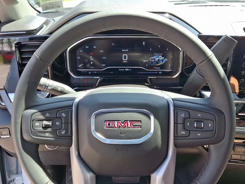 New 2025 GMC Sierra 2500 SLE w/ SLE Convenience Package image 17