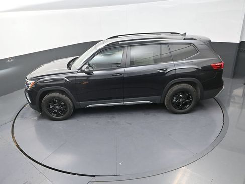 New 2026 Volkswagen Atlas Peak Edition AWD/4WD image 16