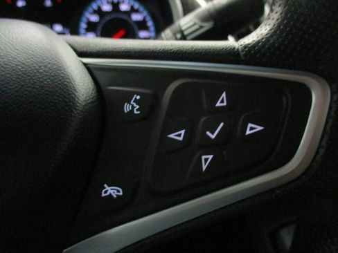 Used 2023 Chevrolet Malibu LS image 22