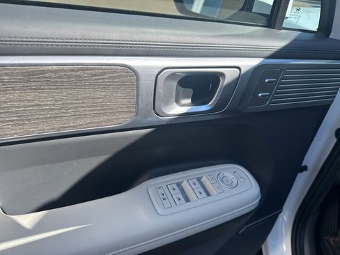 Certified 2025 Hyundai Santa Fe Limited image 20