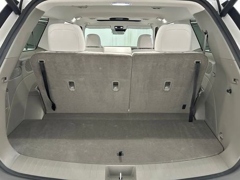 Used 2026 Hyundai Palisade SEL Premium FWD image 24