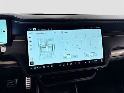 Used 2024 Rivian R1S Adventure image 20