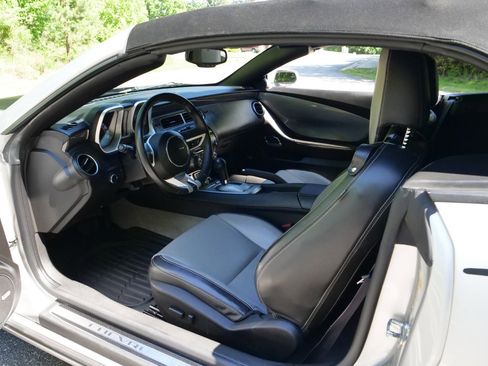 Used 2011 Chevrolet Camaro SS w/ RS Package RWD image 25
