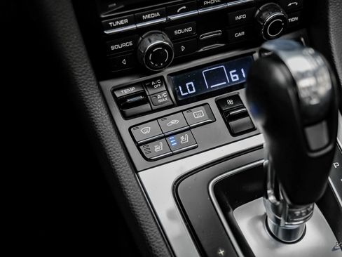 Used 2015 Porsche 911 Carrera image 59