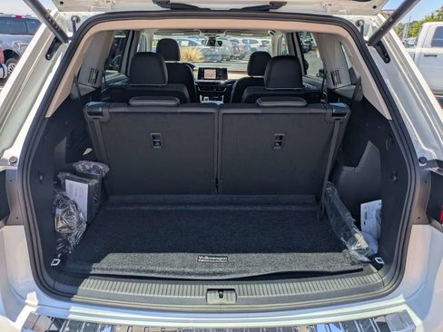 Certified 2026 Volkswagen Atlas SEL Premium R-Line AWD/4WD image 14