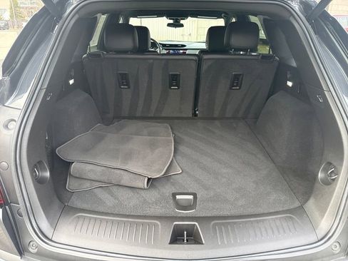 Certified 2022 Cadillac XT5 Luxury image 11