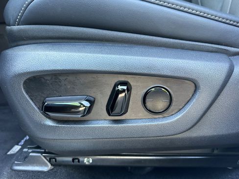 Used 2025 Lexus TX 500h AWD w/ Technology Package image 14