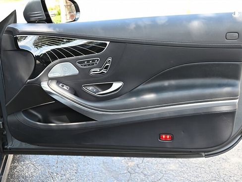 Used 2017 Mercedes-Benz S 550 Cabriolet image 20