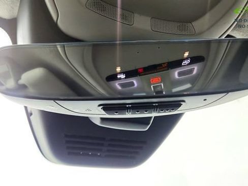 Used 2025 Volvo XC40 B5 Plus AWD/4WD image 68
