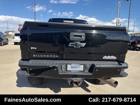 Used 2017 Chevrolet Silverado 2500 High Country w/ Duramax Plus Package image 17