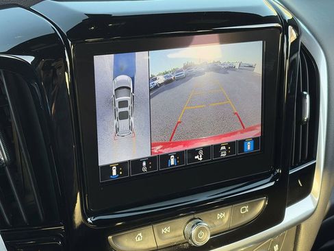 Used 2023 Chevrolet Traverse Premier w/ Redline Edition FWD image 22