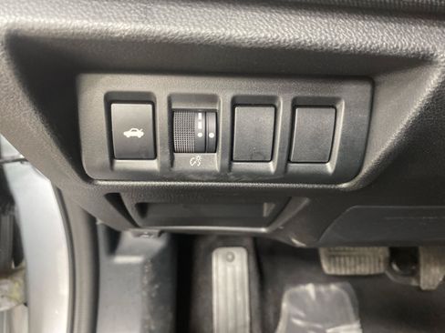 Used 2025 Subaru Legacy Premium AWD/4WD image 19
