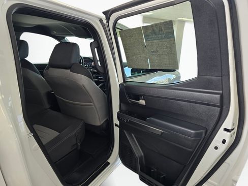 Used 2024 Toyota Tacoma TRD Off-Road AWD/4WD image 37