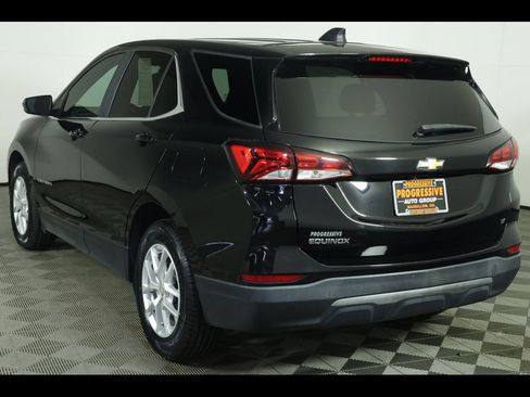 Used 2023 Chevrolet Equinox LT FWD image 10