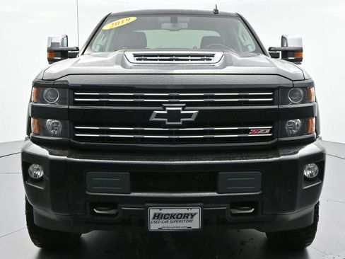 Used 2019 Chevrolet Silverado 2500 LTZ w/ Duramax Plus Package AWD/4WD image 2