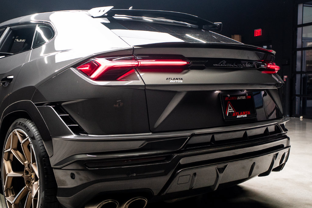 Used 2023 Lamborghini Urus Performante AWD/4WD image 27