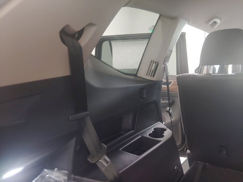 New 2026 Volkswagen Atlas SE image 17