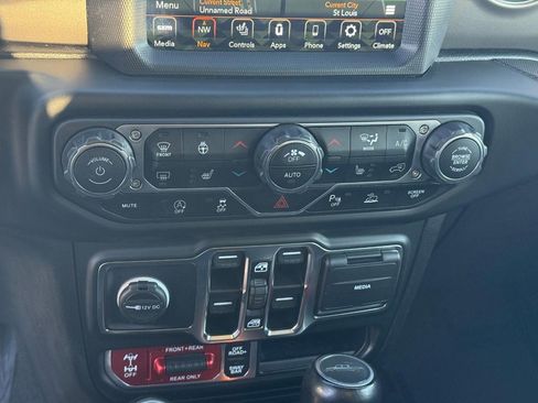 Used 2022 Jeep Gladiator Rubicon w/ LED Lighting Group image 20