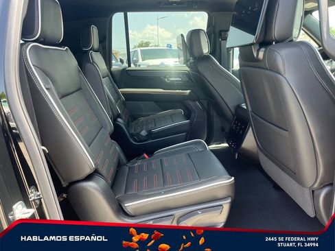 New 2026 GMC Yukon XL AT4 Ultimate AWD/4WD image 19