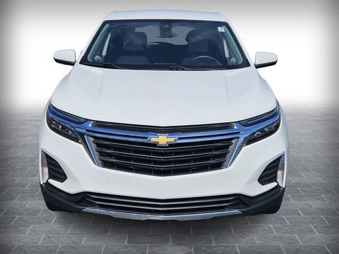 Used 2023 Chevrolet Equinox LT w/ Driver Convenience Package AWD/4WD image 2