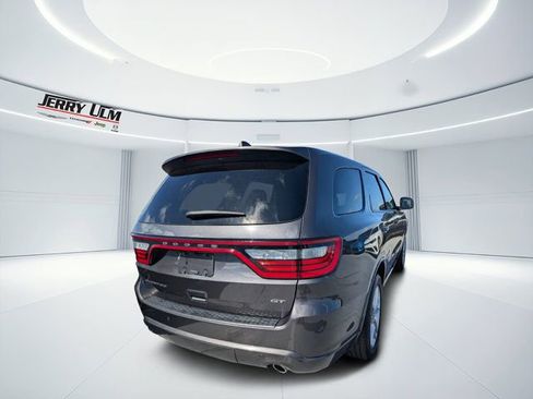 Used 2021 Dodge Durango GT image 3