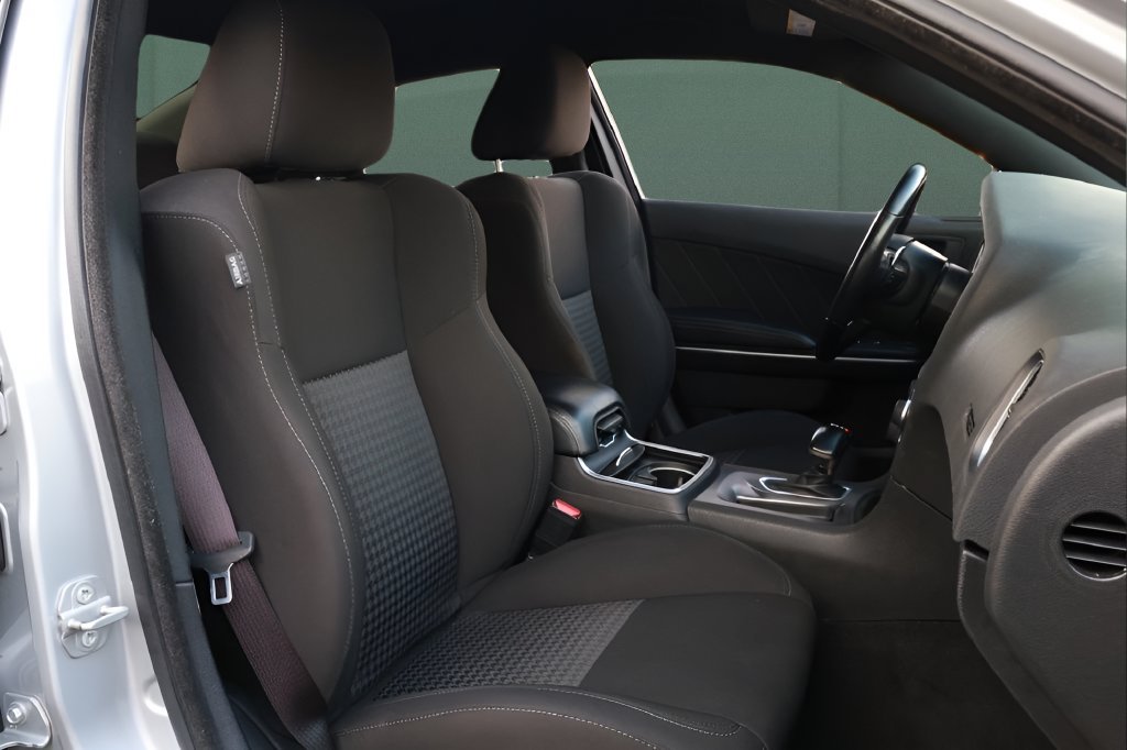 Used 2022 Dodge Charger GT RWD image 25