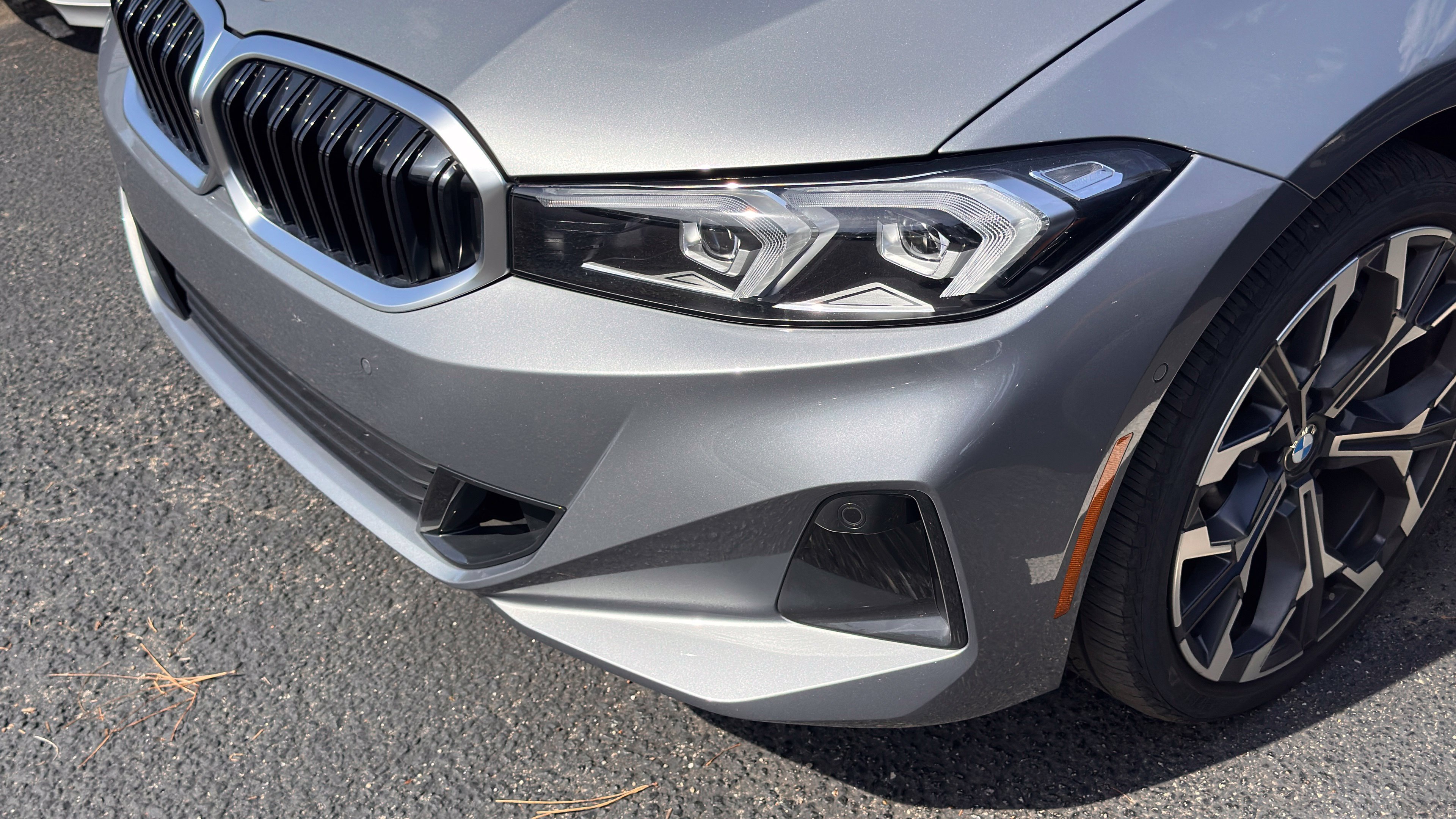 Used 2025 BMW 330i Sedan RWD image 11