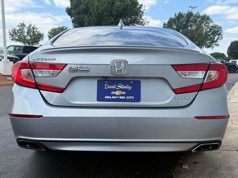 Used 2019 Honda Accord Sport image 16