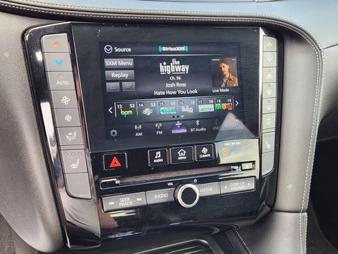 Used 2023 INFINITI QX55 Luxe w/ Cargo Package image 20