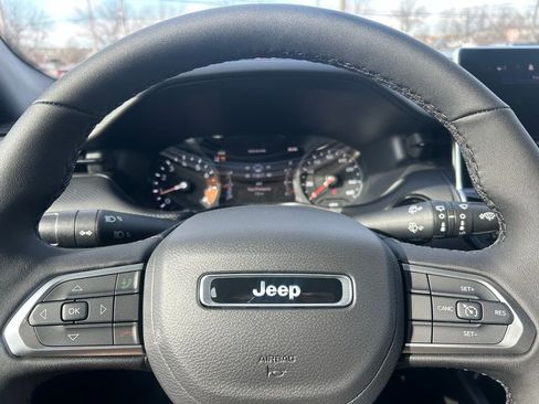 New 2026 Jeep Compass Latitude image 15