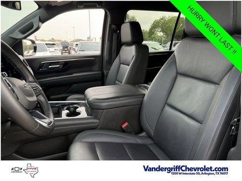 Certified 2025 Chevrolet Suburban Z71 AWD/4WD image 19