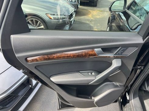 Used 2018 Audi Q5 2.0T Premium AWD/4WD image 15
