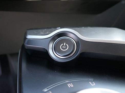 New 2025 Kia EV6 Light w/ Light LR Technology Package image 17