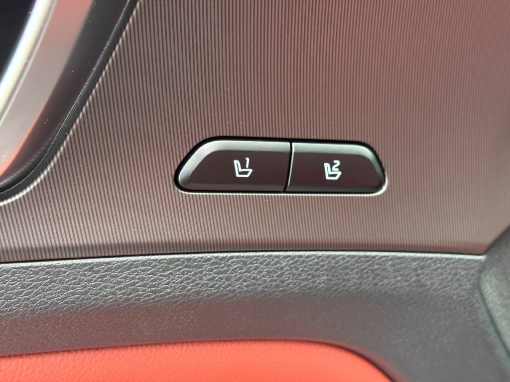 New 2026 Kia Sportage SX FWD image 18