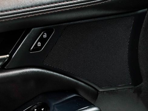 Used 2022 MAZDA MAZDA3 s image 46