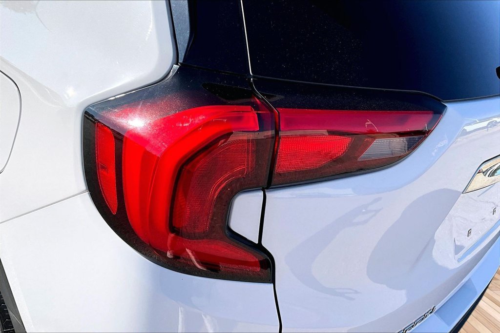 Used 2019 GMC Terrain SLT w/ Preferred Package AWD/4WD image 29