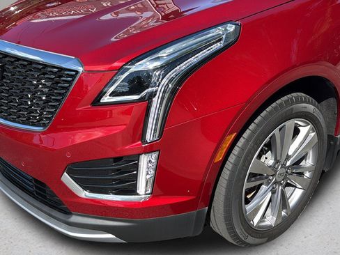 Certified 2024 Cadillac XT5 Premium Luxury AWD/4WD image 8