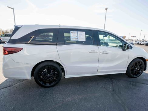 Used 2025 Honda Odyssey Sport-L image 6