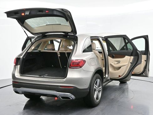 Used 2021 Mercedes-Benz GLC 300 4MATIC image 45