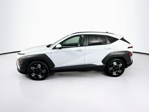 Used 2025 Hyundai Kona SEL FWD image 4