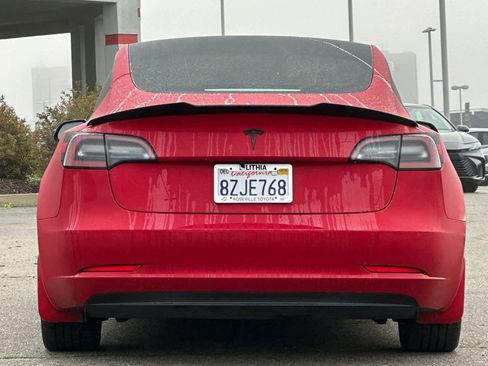 Used 2022 Tesla Model 3 image 8