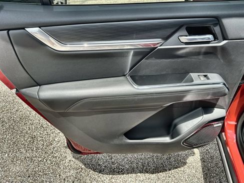 New 2026 GMC Acadia Elevation w/ Elevation Premium Package FWD image 15