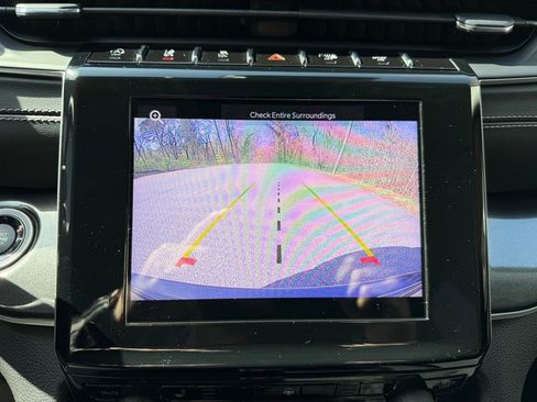 Used 2023 Jeep Grand Cherokee Laredo w/ Luxury Tech Group I image 24