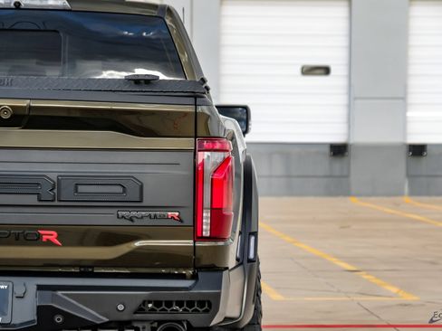 Used 2025 Ford F150 Raptor w/ Equipment Group 803A Raptor R AWD/4WD image 14